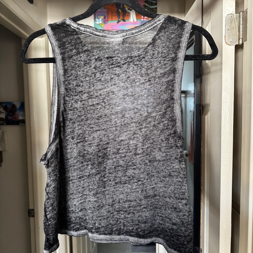 Women’s Large Gray PINK! Cropped Tank Top - Picture 2 of 4
